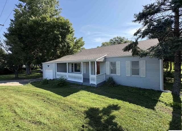 Property at 5131 S 84th St, Ralston, NE 68127, 3 beds, 1 bath