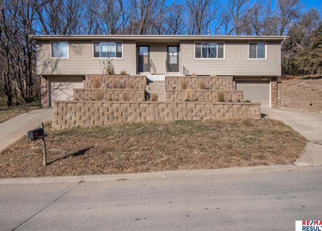 Property at 1002 and 1004 Bradford Dr, Plattsmouth, NE 68048, 4 beds, 3 baths