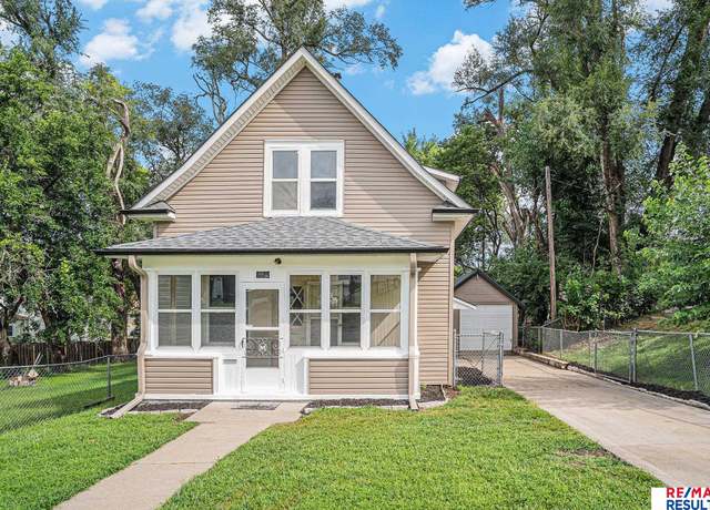 Property at 4312 Pratt St, Omaha, NE 68111, 3 beds, 1.5 baths
