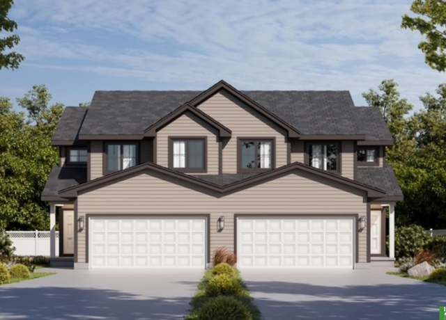 Property at 7106 N 79th Ct, Omaha, NE 68122, 3 beds, 2.5 baths