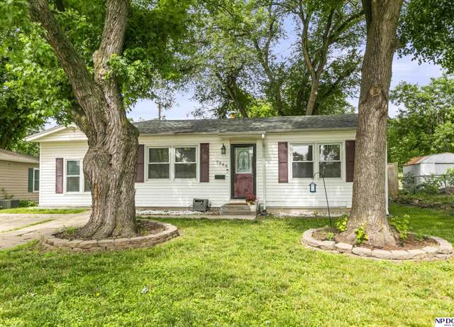 Property at 7348 S 71st Ave, La Vista, NE 68128, 3 beds, 1 bath