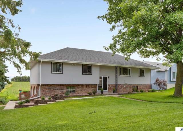 Property at 13201 Slayton St, Omaha, NE 68138, 4 beds, 3 baths