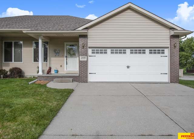 Property at 2553 N Laverna, Fremont, NE 68025, 2 beds, 2 baths