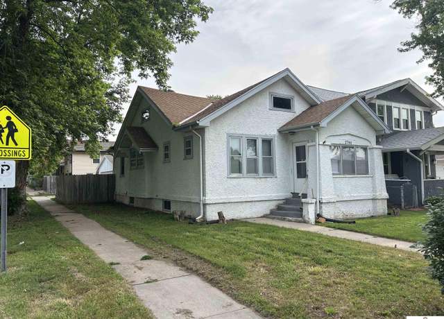 Property at 2744 Titus Ave, Omaha, NE 68112, 2 beds, 1 bath