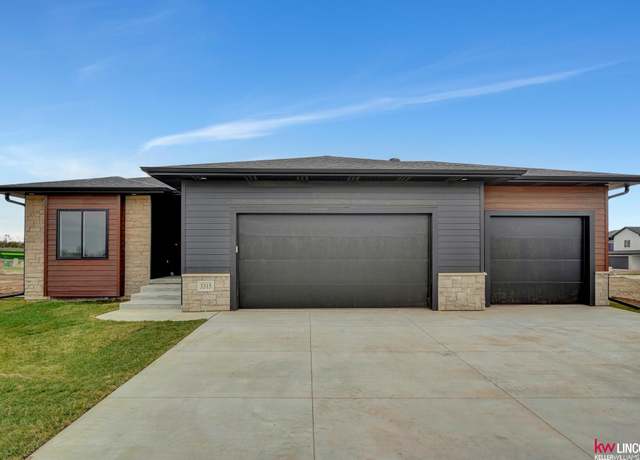 Property at 3315 Reverence Ln, Lincoln, NE 68430, 4 beds, 3 baths