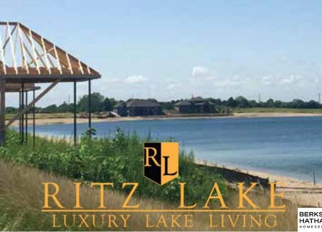 Property at 3042 E 34 Ct, Fremont, NE 68025