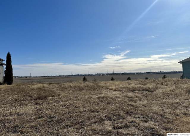 Property at 2721 Ritz Pl, Fremont, NE 68025