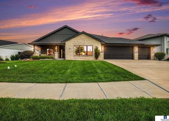 Property at 2364 S 218th Ave, Elkhorn, NE 68022, 4 beds, 4.5 baths