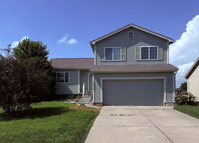 Property at 20926 Oak St, Gretna, NE 68028, 3 beds, 3 baths