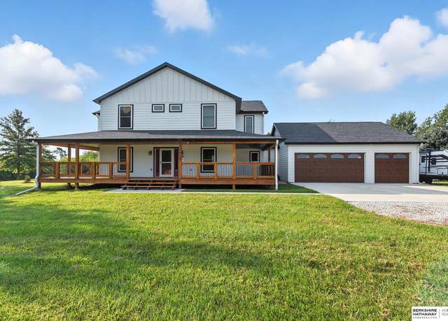 Property at 12425 Keri Cir, Blair, NE 68008, 4 beds, 4 baths
