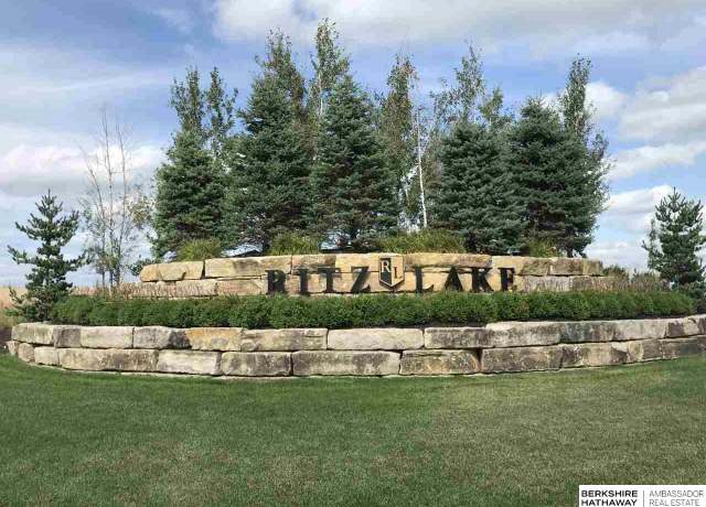 Property at 3055 E 34 Ct, Fremont, NE 68025