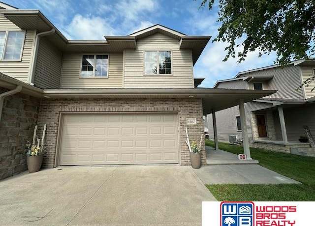 Property at 6161 Laroche Rd, Lincoln, NE 68526, 3 beds, 2.5 baths