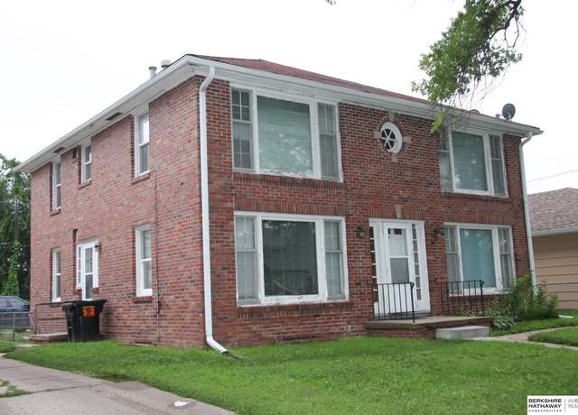 Property at 807 W 11th St, Fremont, NE 68025, 4 beds, 4 baths