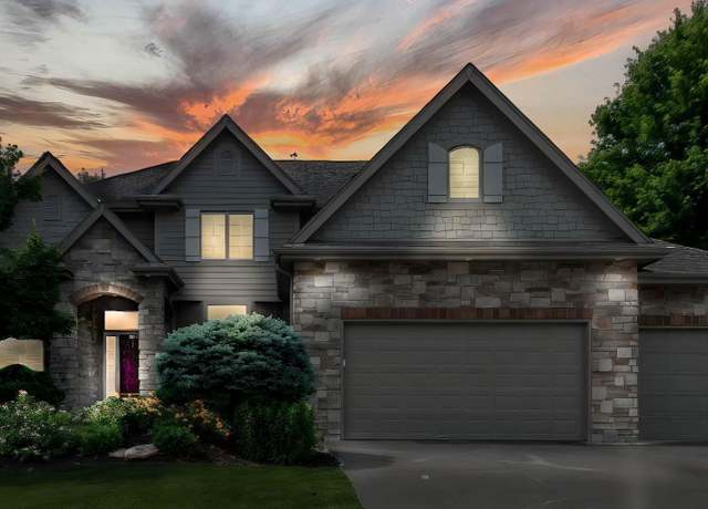 Property at 19273 Williams St, Omaha, NE 68130, 5 beds, 4.5 baths