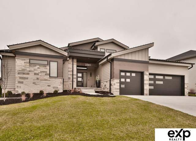 Property at 2373 S 220th Ave, Elkhorn, NE 68022, 6 beds, 3.5 baths