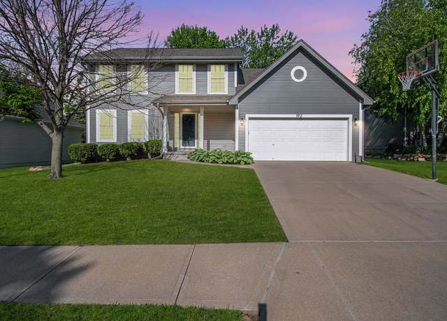 Property at 1912 S 199 St, Omaha, NE 68130, 4 beds, 2.5 baths