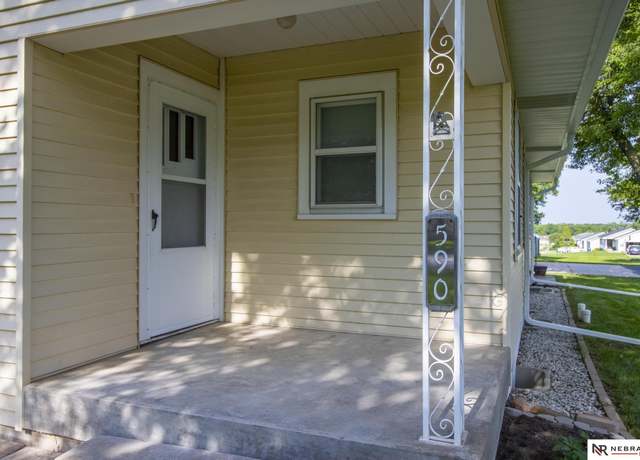 Property at 590 Tyler St, Bennet, NE 68317, 4 beds, 2 baths