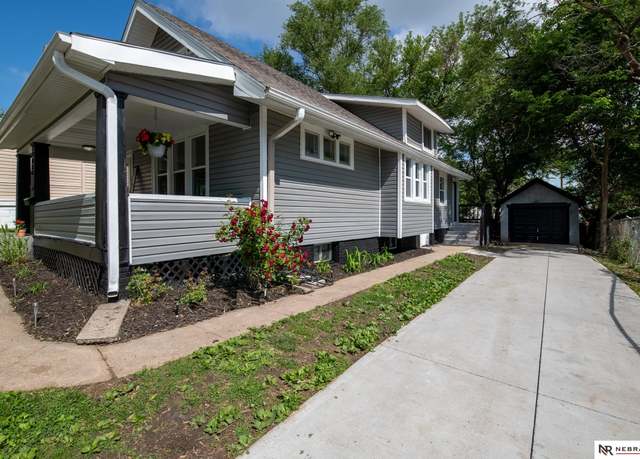 Property at 4230 Parker St, Omaha, NE 68111, 4 beds, 2.5 baths