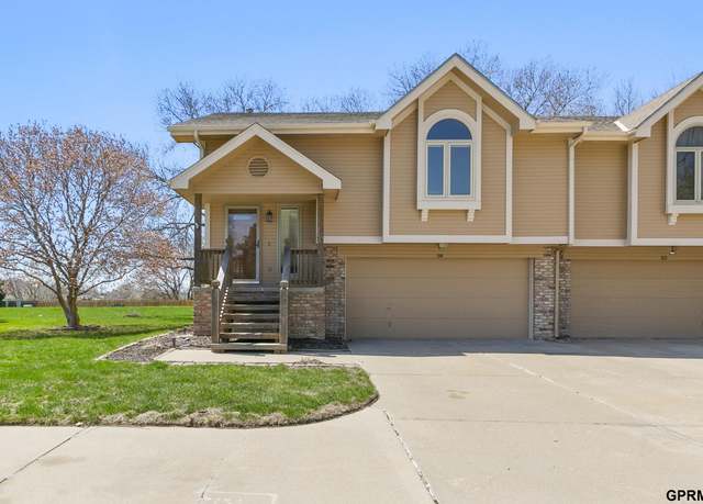 Property at 514 Kayleen Dr, Bellevue, NE 68005, 3 beds, 3 baths
