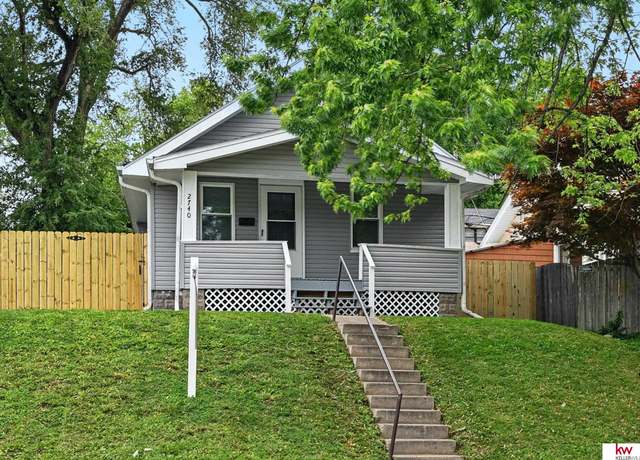 Property at 2740 N 49 St, Omaha, NE 68104, 3 beds, 2 baths