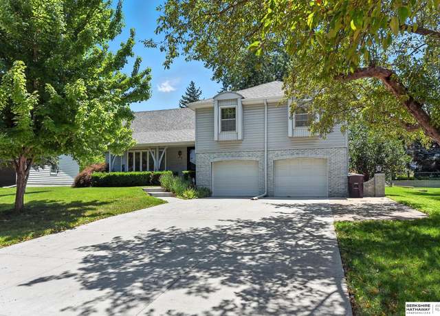 Property at 3629 S 114th Ave, Omaha, NE 68144, 4 beds, 2.5 baths