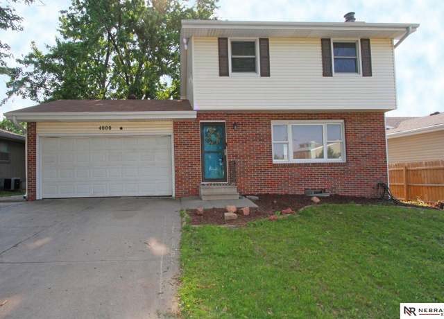 Property at 4000 N 7th St, Lincoln, NE 68521, 3 beds, 2 baths