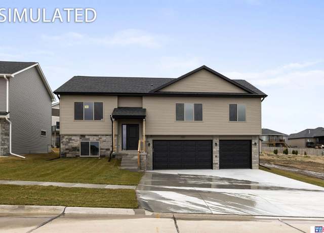 Property at 7010 NW 14th St, Lincoln, NE 68521, 4 beds, 3 baths