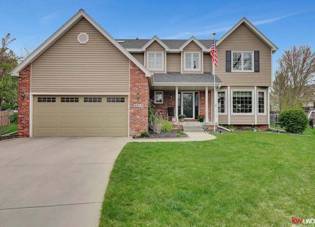 Property at 4810 Beaver Creek Ct, Lincoln, NE 68516, 4 beds, 2.5 baths