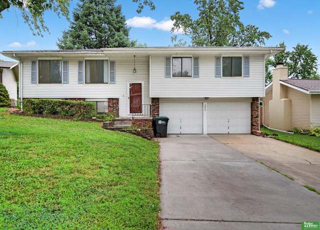 Property at 13934 Washington Cir, Omaha, NE 68137, 3 beds, 2 baths