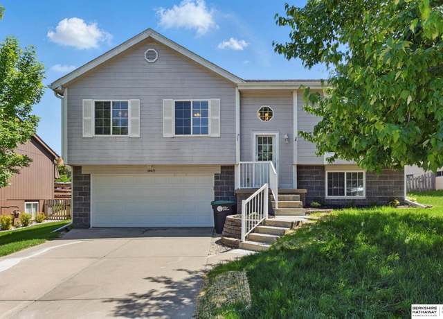 Property at 14471 Grand Ave, Omaha, NE 68116, 3 beds, 2 baths