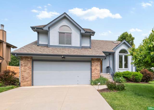 Property at 7327 S 140th Ave, Omaha, NE 68138, 3 beds, 2.5 baths