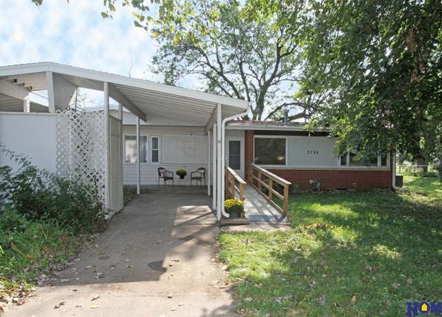 Property at 3724 NW 49th St, Lincoln, NE 68524, 3 beds, 1 bath