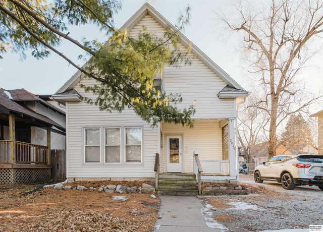 Property at 2025 South St, Lincoln, NE 68503, 4 beds, 2 baths