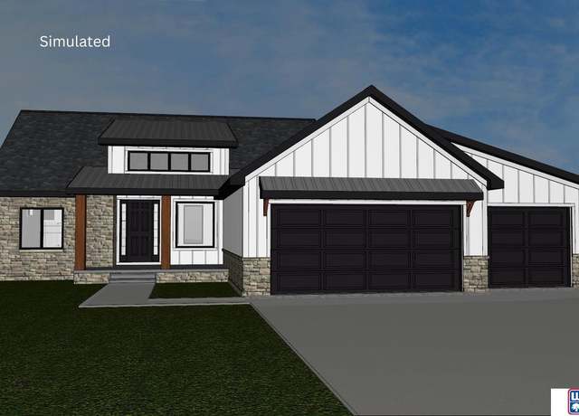 Property at 3665 Wilderness Hills Blvd, Lincoln, NE 68516, 5 beds, 2 baths