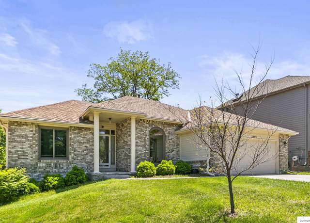 Property at 2119 N 144 Ave, Omaha, NE 68116, 3 beds, 2 baths