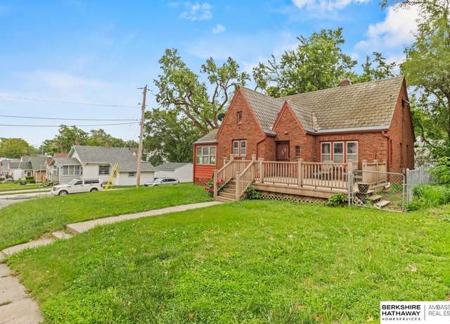 Property at 5101 Maple St, Omaha, NE 68104, 3 beds, 2 baths