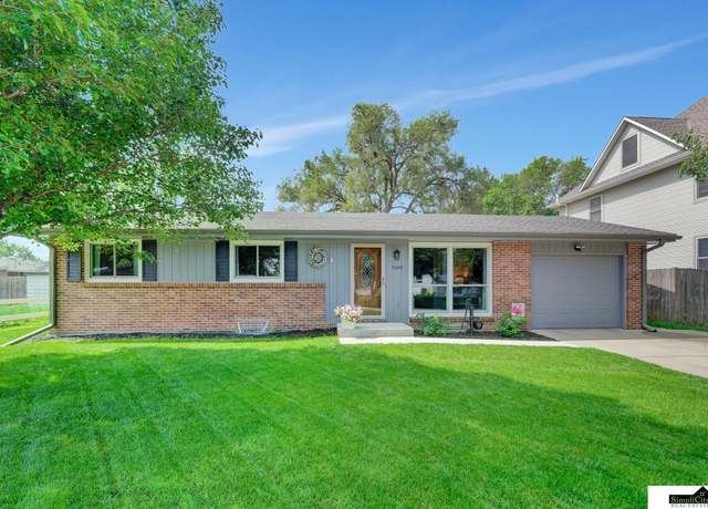 Property at 7005 Kearney Ave, Lincoln, NE 68507, 4 beds, 3 baths