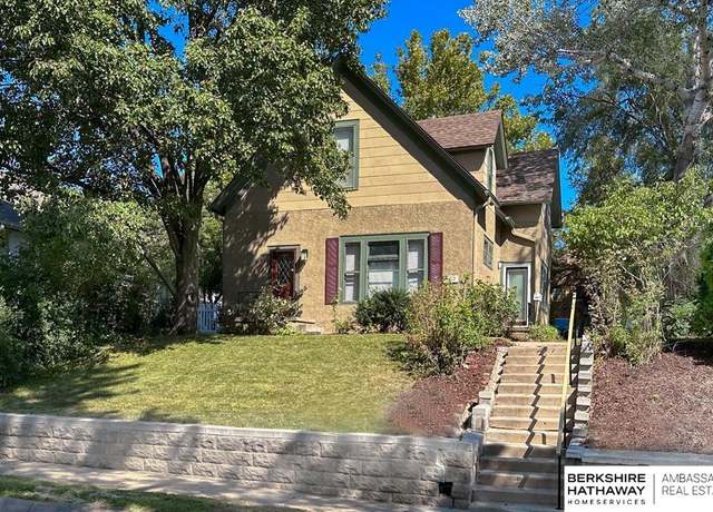 Property at 4612 Davenport St, Omaha, NE 68132, 3 beds, 2 baths