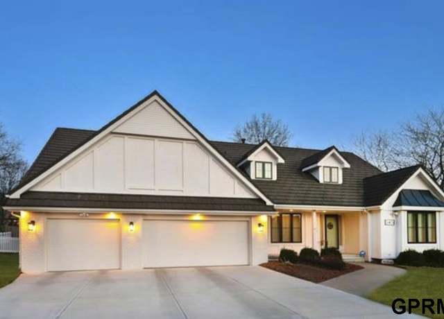 Property at 16405 Pasadena Cir, Omaha, NE 68130, 5 beds, 3 baths