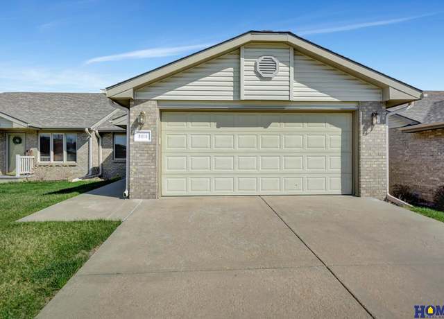 Property at 8414 Talon Ct, Lincoln, NE 68505, 3 beds, 3 baths