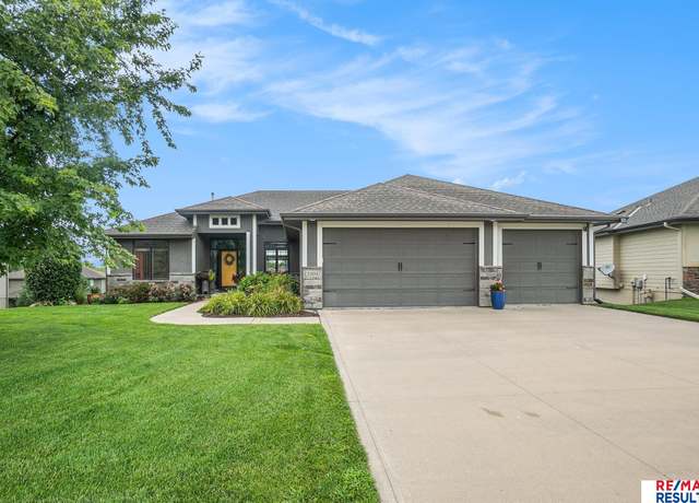 Property at 2302 N 178th St, Omaha, NE 68116-0000, 5 beds, 3 baths
