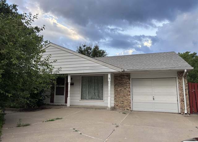 Property at 3108 S 134 St, Omaha, NE 68144, 3 beds, 2 baths