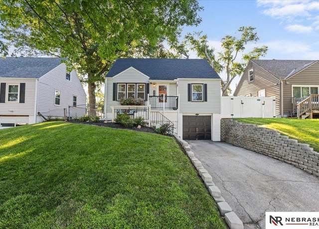 Property at 3943 N 54th St, Omaha, NE 68104, 3 beds, 1 bath