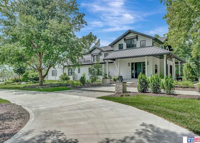 Property at 11200 Secretariat Dr, Walton, NE 68461, 6 beds, 4 baths