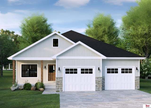 Property at 7817 N 116 Ave, Omaha, NE 68142, 3 beds, 2 baths