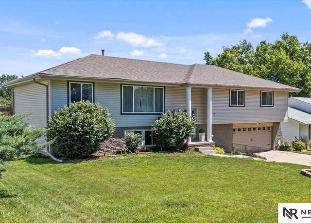 Property at 13638 Pierce St, Omaha, NE 68144, 4 beds, 2.5 baths