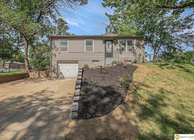 Property at 6902 S 21 Ave, Bellevue, NE 68147, 3 beds, 2 baths