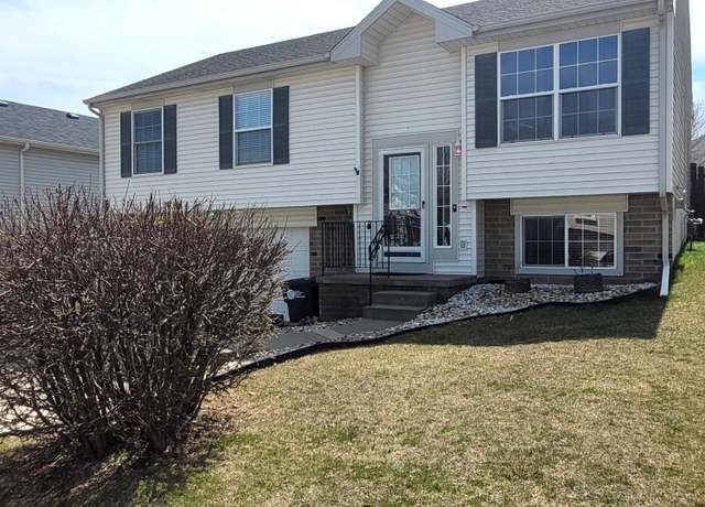 Property at 7857 Mary St, Omaha, NE 68122, 3 beds, 2 baths