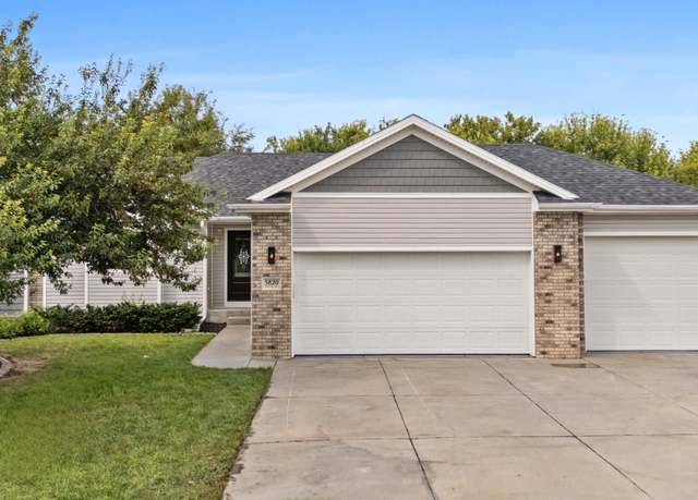Property at 5820 Kennedy Ct, Lincoln, NE 68521, 4 beds, 3 baths