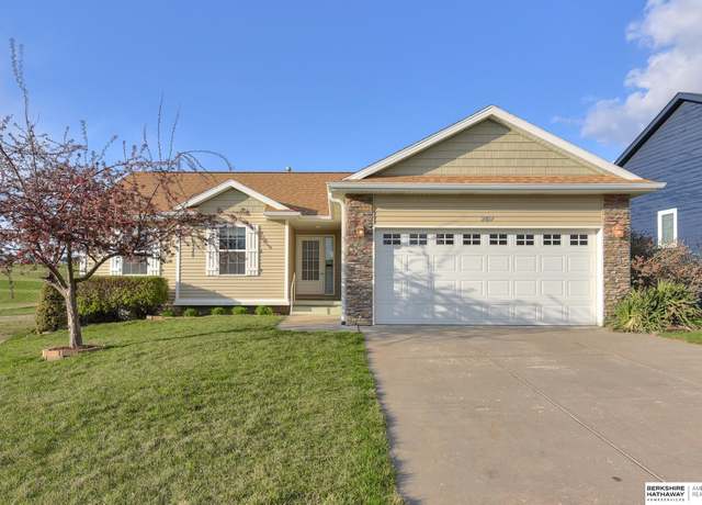 Property at 2857 Ravae Ln, Blair, NE 68008, 3 beds, 2.5 baths